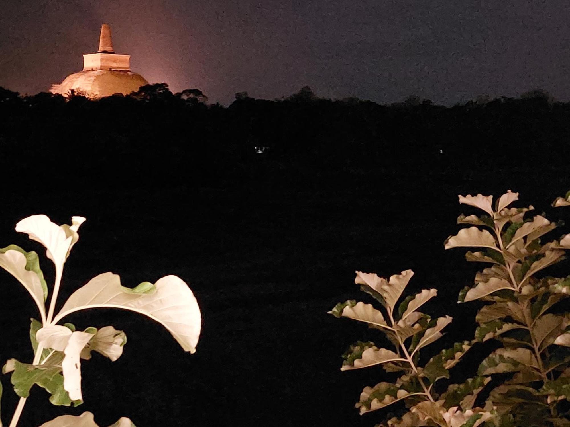 Green Shield Resort Anuradhapura Quarto foto